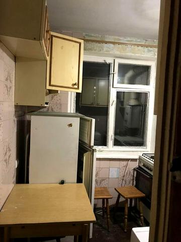 Здам двокімнатну на Космонавтів