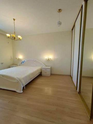 Сдается 1 комнатная квартира возле парка Победы