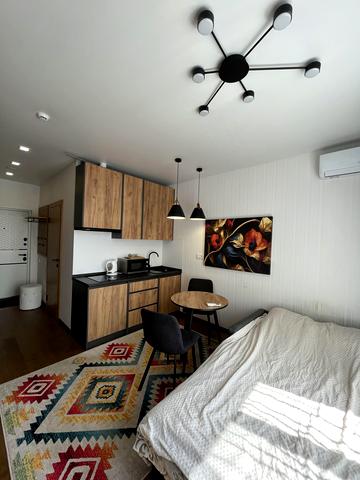 Василя Стуса вул., 35-А