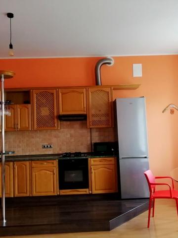 Почайнинська вул., 23