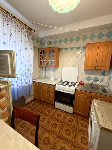 Сдам 2 х ком. квартиру ул. Гайдара