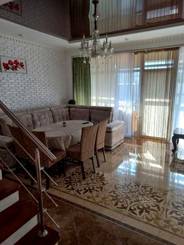 Власник .Котедж з гаражем здається в оренду смт.Рудно