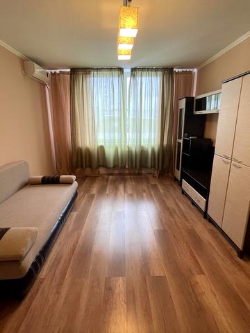 Валерія Лобановського просп., 150-Д