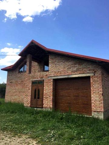 Продається будинок з земельною ділянкою 10 сот. в м. Косів, в. Мазепи