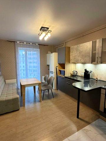 Сдам в аренду от хозяина новую, стильную 1-комнатную квартиру.