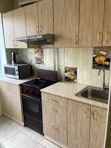 Сдам однокомнатную квартиру на Н. Руденко (центральный р-н). Хозяин.