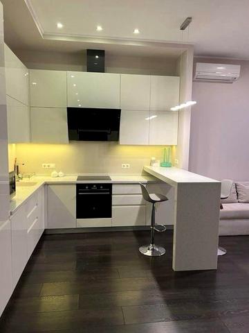 Аренда 3к.кВ. Центр пер Банный 1, Дом на набережной, Новострой