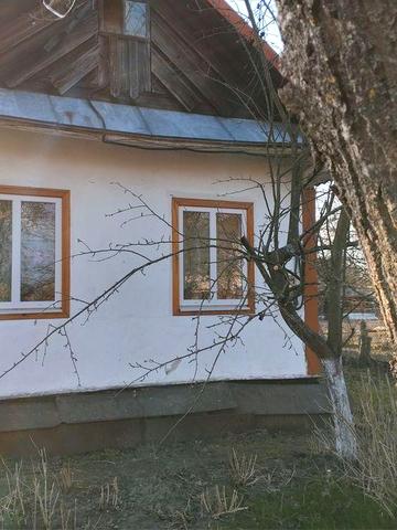 Ділянка 18 соток у центрі м. Дубровиця, вул. Набережна (біля стадіону)