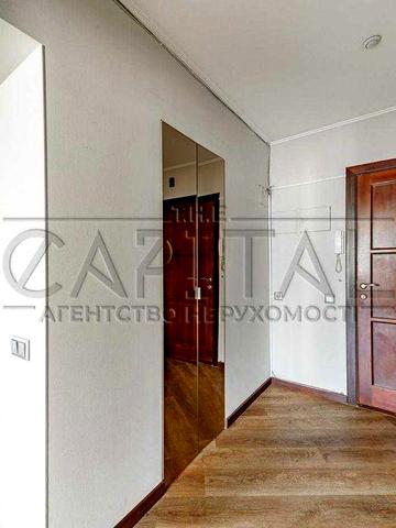 Продам 4-к квартиру 113м2 у центрі, вул. Антоновича
