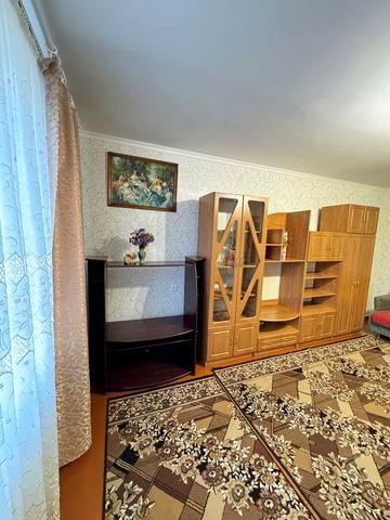 Здається 1 кімнатна квартира на Вокзалі з меблями.