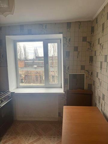 Продам 2 кімн квартиру, р-н центр базара