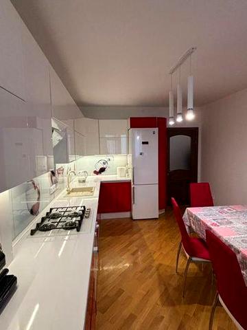 2-х кім Наукова, 2Д, оренда