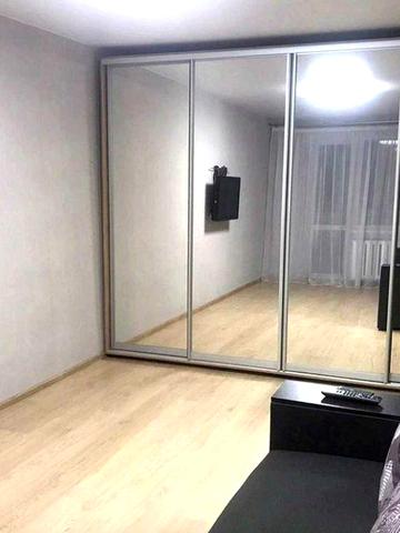 Оренда затишної однокімнатної квартири на Івана Франка, центр