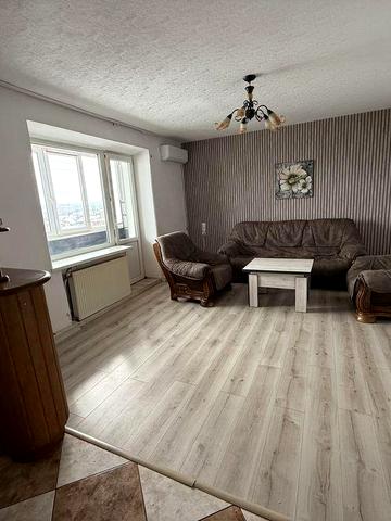 Квартира 4-х кімнатна центр, автостанція