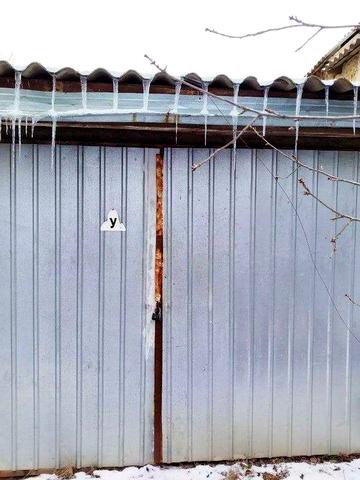 Продам капітальну дачу зимового типу.