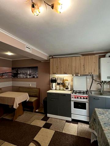 Університетська вул.