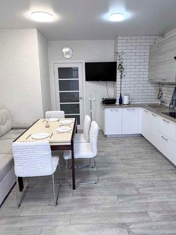 Власник. ЖК Яскравий. 3-к. | 4 поверх | 78 м² Сім’ї Кульженків 31А ЖК Яскравий