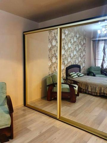 Продам 2х к.кв метро Холодная Гора, первый двор от метро,  с ремонтом