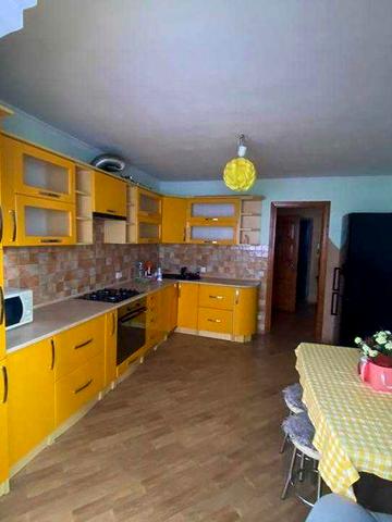 Оренда 2 кім квартири на вулиці Над Яром