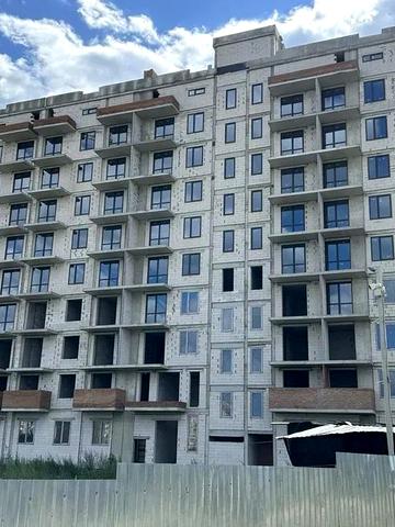 Леоніда Бірюкова бульв., 7