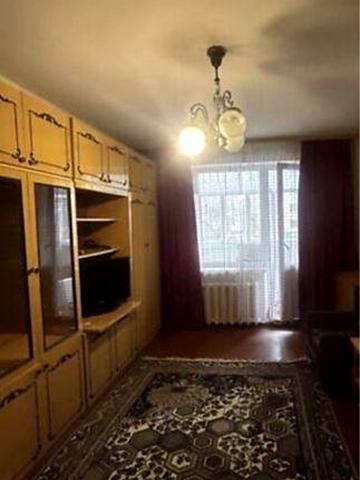 Продам одно кіинатну кварттру рн Урожай