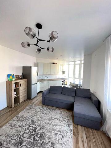 Вільна з 26.03 Оренда видової 2-к.кв в самому центрі міста