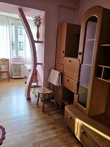 Здається 2 кімнатна квартира,в центрі міста на тривалий термін