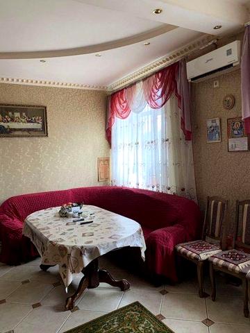 Квартира 4 комнаты в Васильковые с ремонтом и мебелью