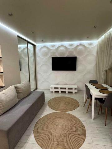 Продаж 1к квртири  56м квадратних У квартал ЖК У квартал