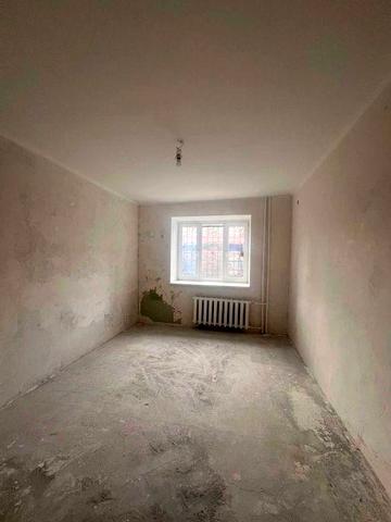 4к квартира по вул Вишняківська, 13