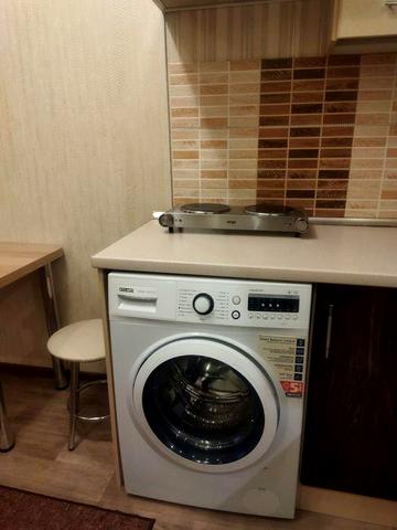 Сдам еврогостинка,м.Дворец Спорта,Коммунальный рынок,Байрона