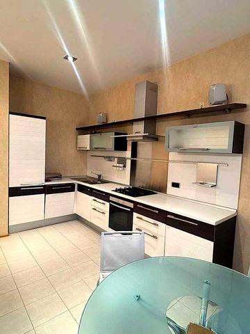 Хрещатик 27, оренда дизайнерської євро 2к квартири, є Газ!