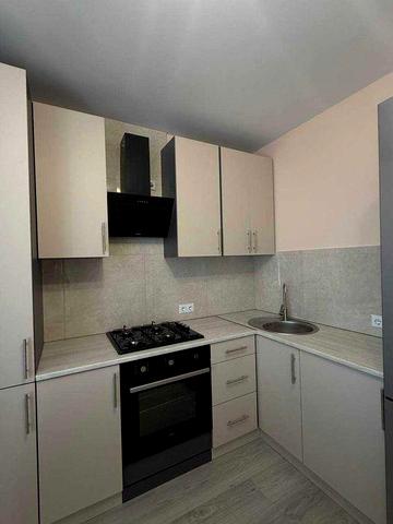 Перша здача! 1-кімнатна квартира з автономним опаленням. Є гардеробна!