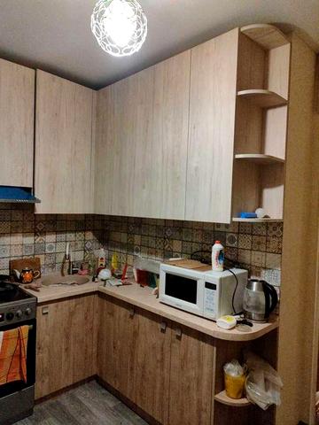 Сдам 3 ком кв  метро Индустриальная