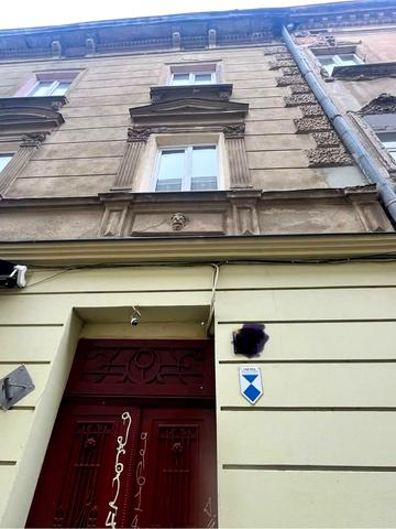 Яна Жижки вул., 7