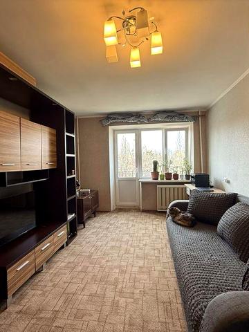 Продам однокімнатну квартиру малосімейного типу р-н. Новомиколаївки