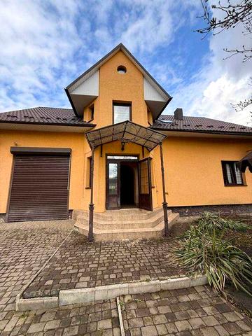 Продається добротний будинок біля лісу в селі Драчинці