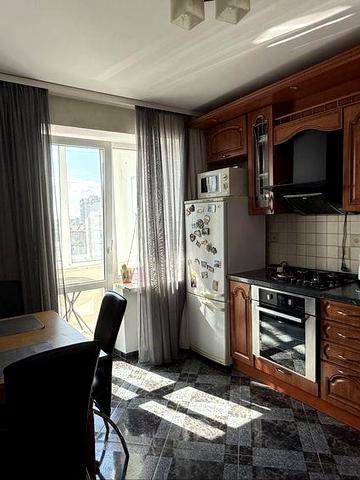 Продаж 1-к кв. вул. Коломийська ( Сихів) Санта Барбара, цегл. буд.