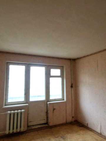 Продаж 3 кімнатна Армавірська Джона  Маккейна