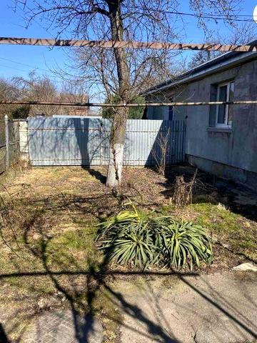 Продам будинок в центрі міста