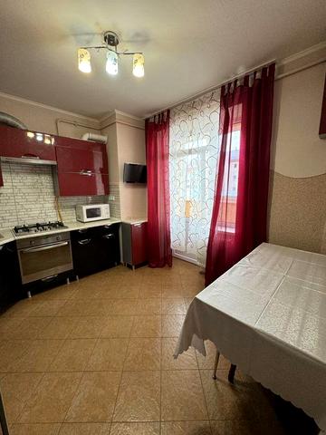 Оренда 2 кімнатної квартири від власника по вул. Рубчака