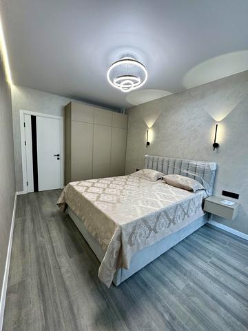 Європейська вул. (Жовтнева), 4