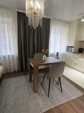 Здається 1 - кімнатна квартира по вул. Шашкевича, район Центр.