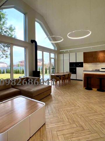КМ Chaletville. Продам сучасний будинок в оточені соснового лісу