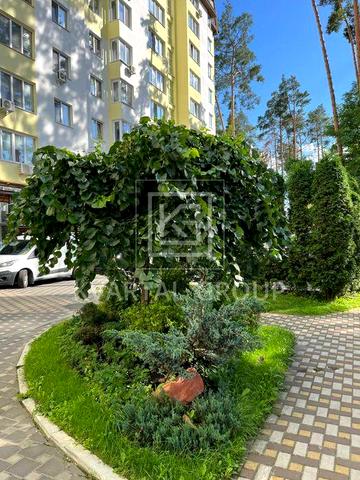 Велика 2к з ремонтос!  Ірпінь, поруч школа!