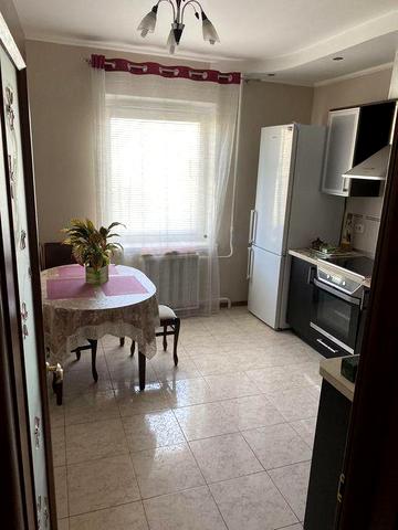 Від господаря  2-кімнатна квартира, Троещина, Радунська