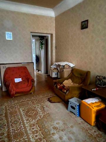 Продам 2-кімнатну квартиру по вул. Зоологічна