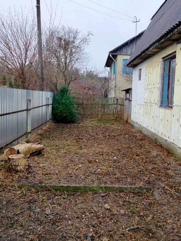 Продам дачу з ділянкою