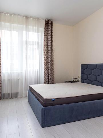 Юлії Здановської вул. (Ломоносова), 73-Ж