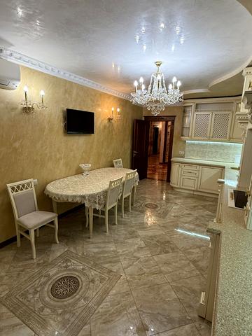 Чоколівський бульв., 42-А